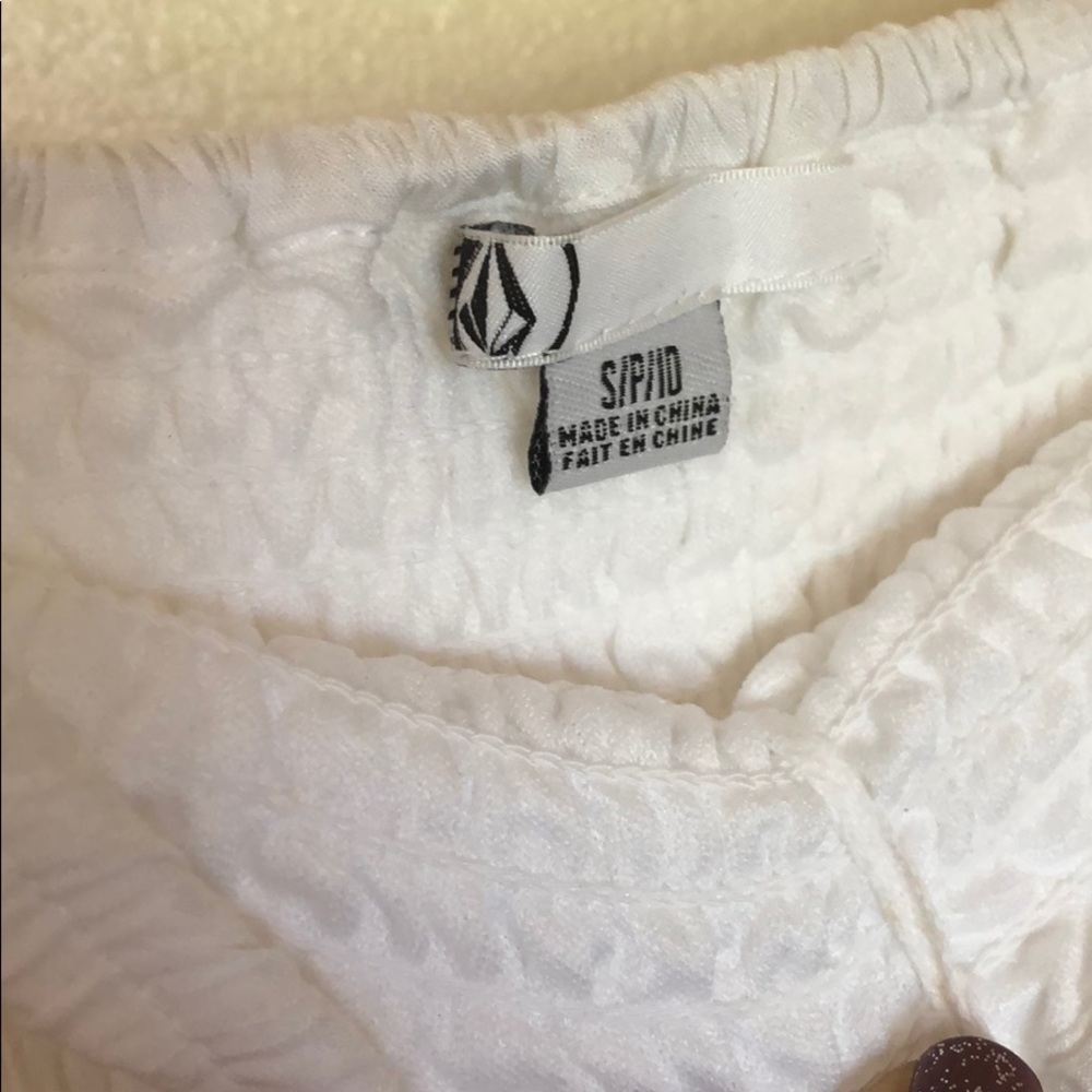 Volcom size small - Picture 4 of 5